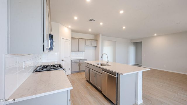 23069 W IRMA Lane, Surprise, AZ 85387
