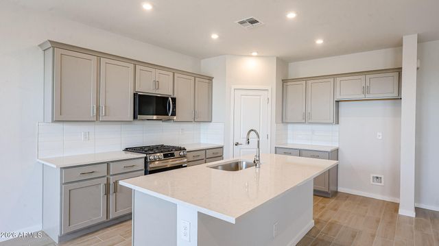 23069 W IRMA Lane, Surprise, AZ 85387