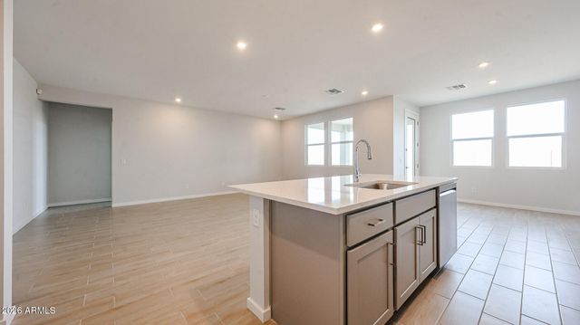 23069 W IRMA Lane, Surprise, AZ 85387