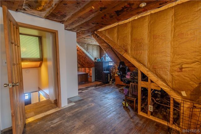 5924 Broadway Street, Lancaster, NY 14086