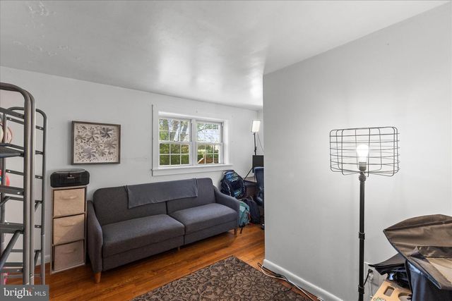 2963 SPRING VALLEY RD, Lancaster, PA 17601