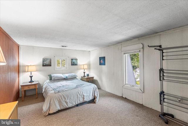 2963 SPRING VALLEY RD, Lancaster, PA 17601
