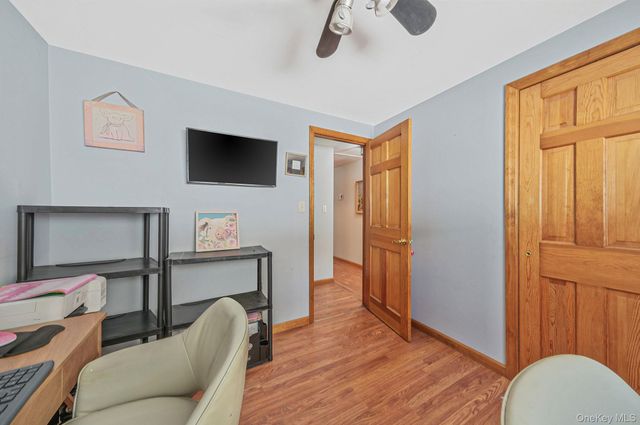 14 Mount Wilson Avenue, Farmingville, NY 11738