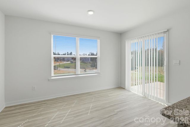 1006 20th Avenue Loop SE, Hickory, NC 28602