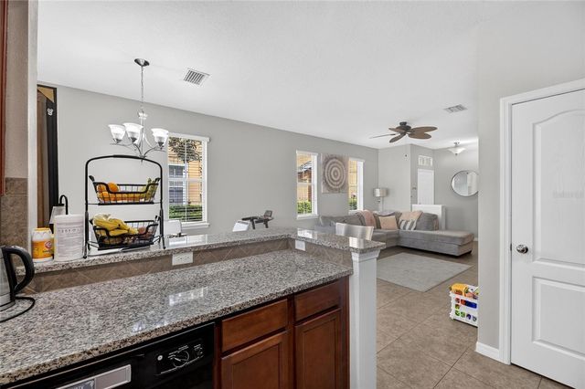 8833 MOONLIT MEADOWS LOOP, Riverview, FL 33578