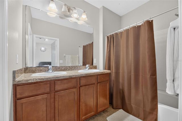 8833 MOONLIT MEADOWS LOOP, Riverview, FL 33578