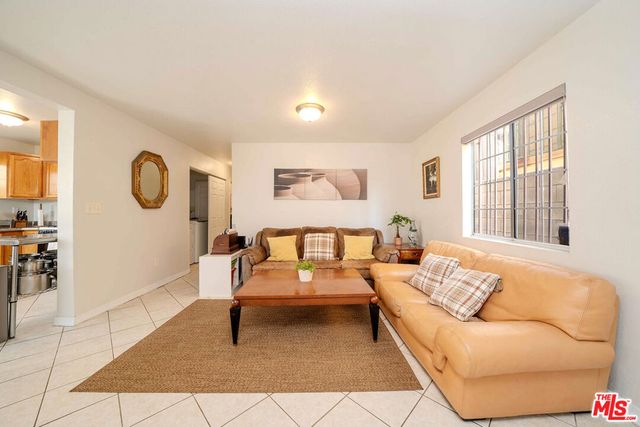 1531 Cambria Street, Los Angeles, CA 90017