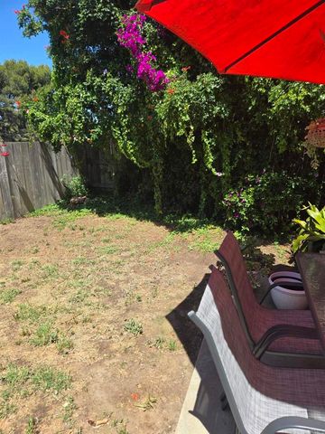 1744 Village Run N, Encinitas, CA 92024