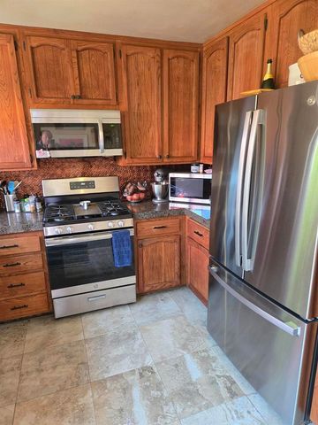 1744 Village Run N, Encinitas, CA 92024