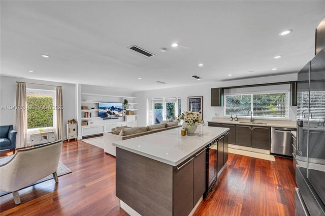 5516 Sardinia St, Coral Gables, FL 33146