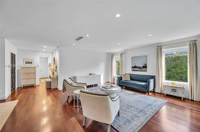 5516 Sardinia St, Coral Gables, FL 33146