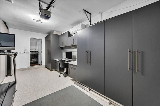 5516 Sardinia St, Coral Gables, FL 33146