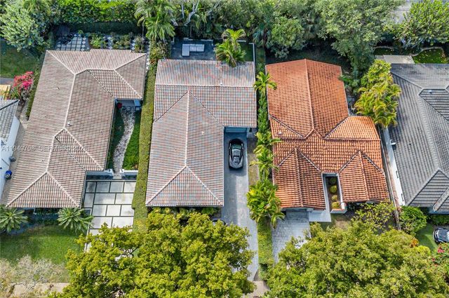 5516 Sardinia St, Coral Gables, FL 33146