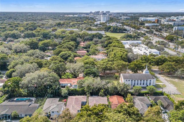 5516 Sardinia St, Coral Gables, FL 33146