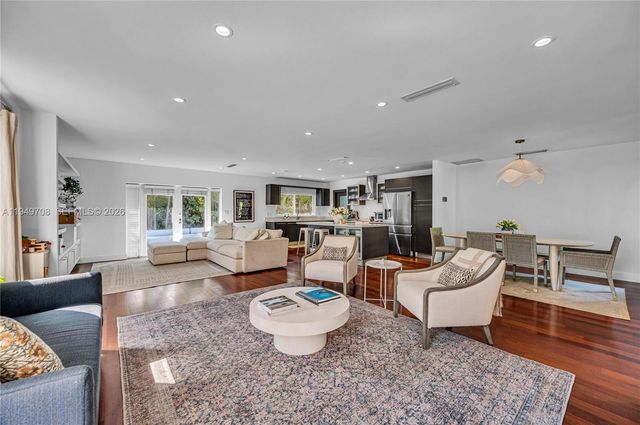 5516 Sardinia St, Coral Gables, FL 33146