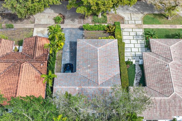 5516 Sardinia St, Coral Gables, FL 33146