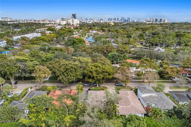 5516 Sardinia St, Coral Gables, FL 33146