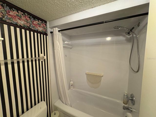 6114 43RD STREET W 104E, Bradenton, FL 34210