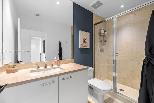 6799 Collins Ave 506, Miami Beach, FL 33141