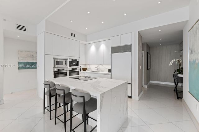 6799 Collins Ave 506, Miami Beach, FL 33141