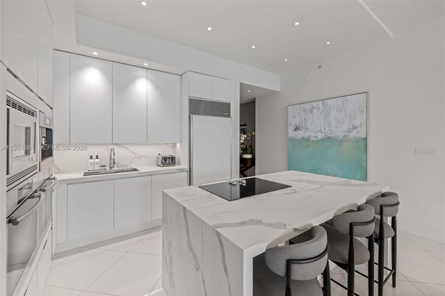 6799 Collins Ave 506, Miami Beach, FL 33141