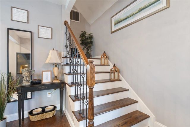 252 GRACE AVE, Secaucus, NJ 07094