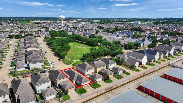 7334 Autumn Sun Drive, Houston, TX 77083