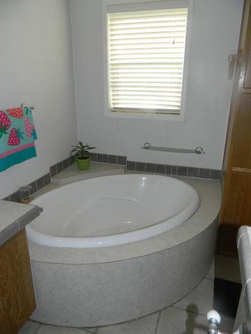 24051 Moccasin Lane, Chiloquin, OR 97624