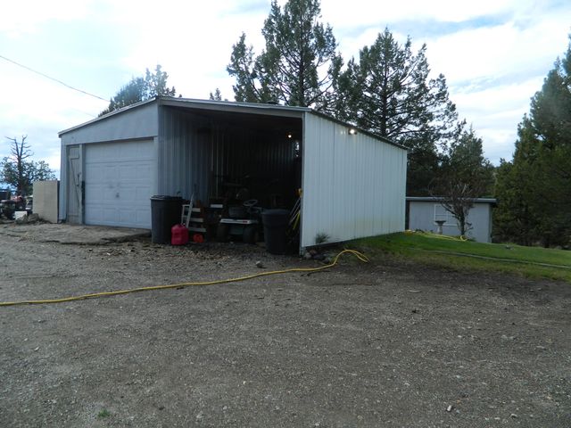 24051 Moccasin Lane, Chiloquin, OR 97624