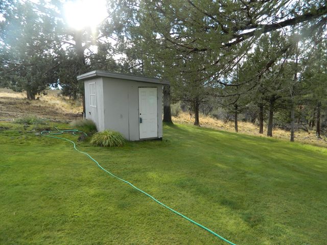 24051 Moccasin Lane, Chiloquin, OR 97624