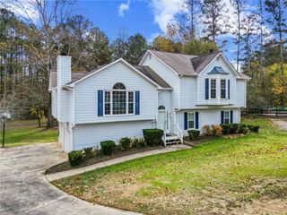 3916 Marguerite NW Drive, Acworth, GA 30101