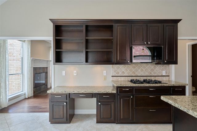 6623 Lussier Drive, Sugar Land, TX 77479