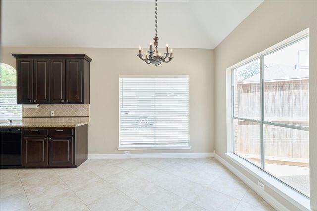 6623 Lussier Drive, Sugar Land, TX 77479