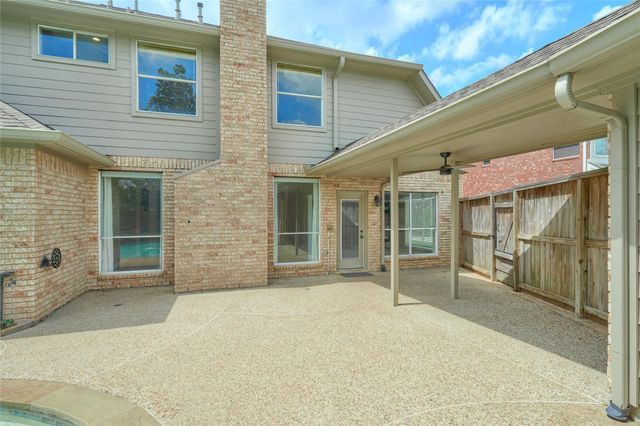 6623 Lussier Drive, Sugar Land, TX 77479