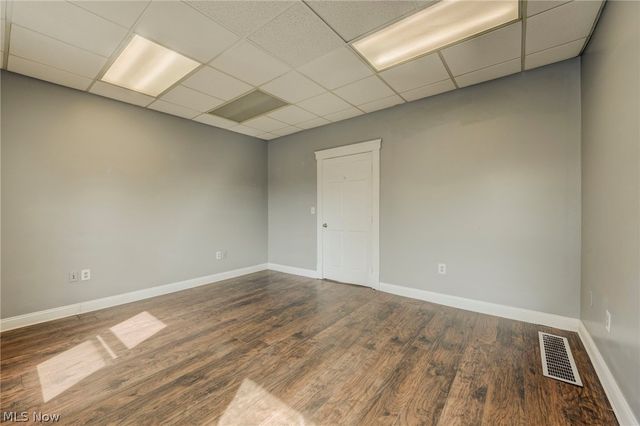 4432 Pearl Road, Cleveland, OH 44109