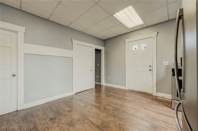 4432 Pearl Road, Cleveland, OH 44109