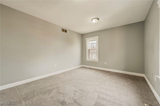 4432 Pearl Road, Cleveland, OH 44109