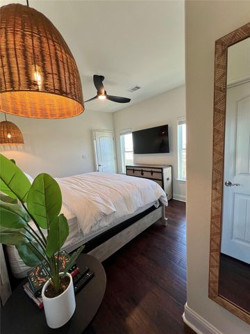802 18th St Street, Port Bolivar, TX 77650