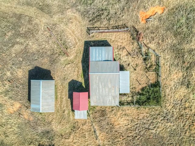 335827 E Winding Road, Mcloud, OK 74851