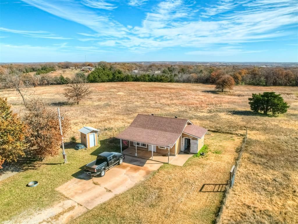 335827 E Winding Road, Mcloud, OK 74851
