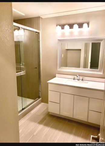 11839 Parliament St Apt 624, San Antonio, TX 78216