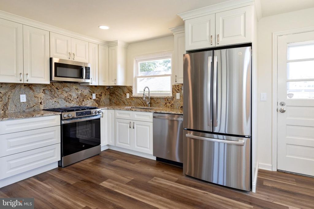 76 HIAWATHA RD, SOMERDALE, NJ 08083 — photo 5