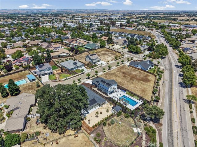 1908 Catahoula Court, Paso Robles, CA 93446