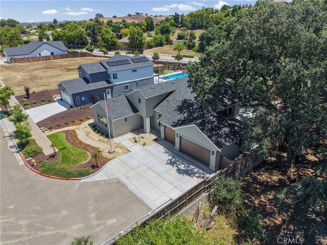 1908 Catahoula Court, Paso Robles, CA 93446