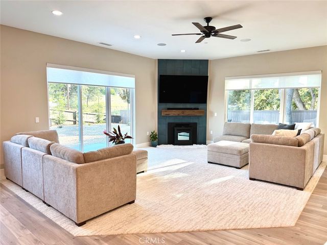 1908 Catahoula Court, Paso Robles, CA 93446