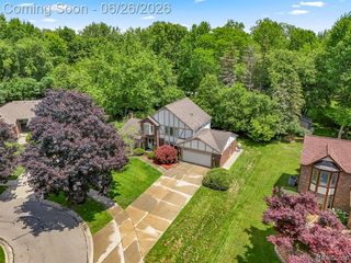 17520 Laurel Drive, Livonia, MI 48152