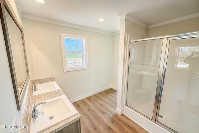 1535 W Wade Rd, Loudon, TN 37774