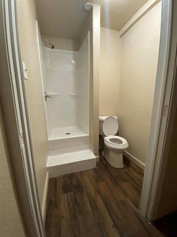 514 Ruddy ST B, Lockhart, TX 78644