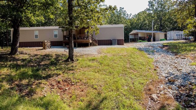 314 Bear Bluff Trail, Ravenden, AR 72459