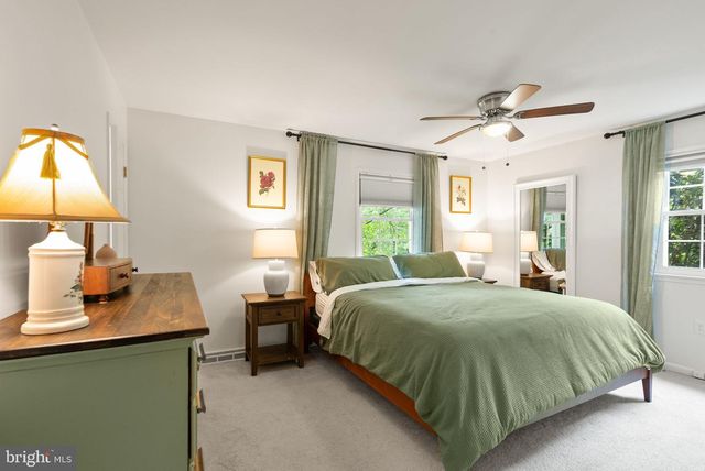 8446 PORTER LN, Alexandria, VA 22308